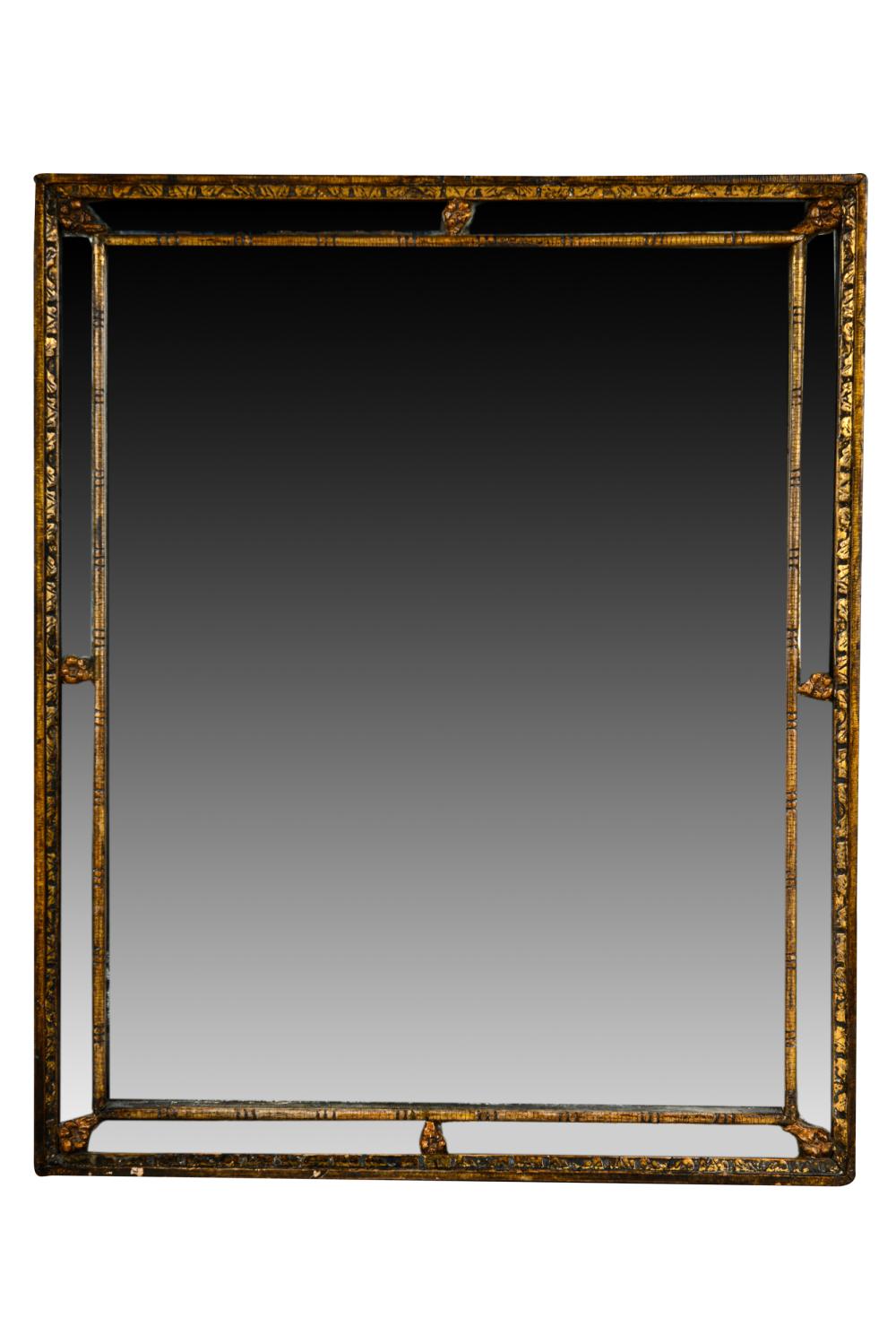 GILTWOOD DRESSING MIRRORthe recessed