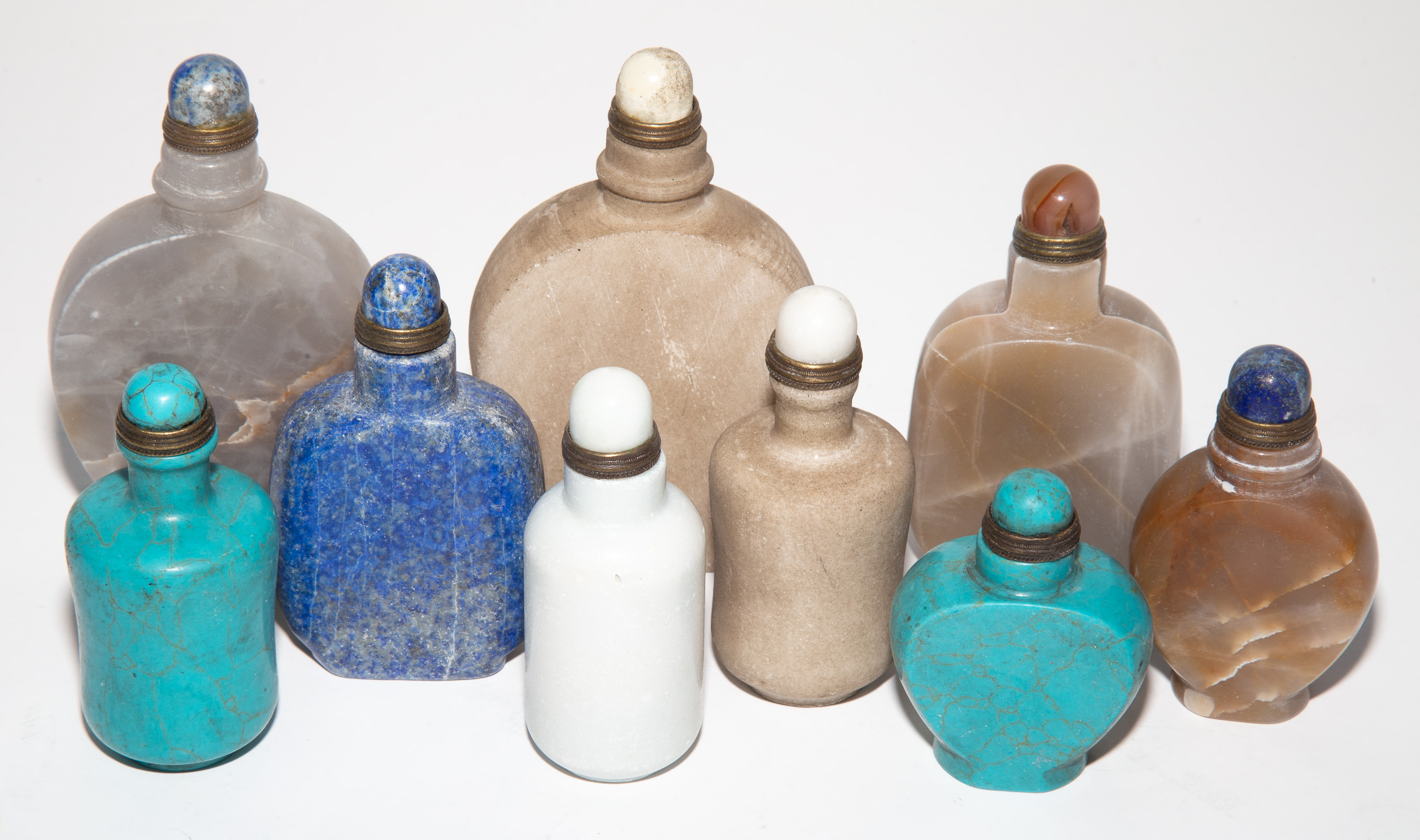 GROUP OF CHINESE STONE SNUFF BOTTLES 33798b