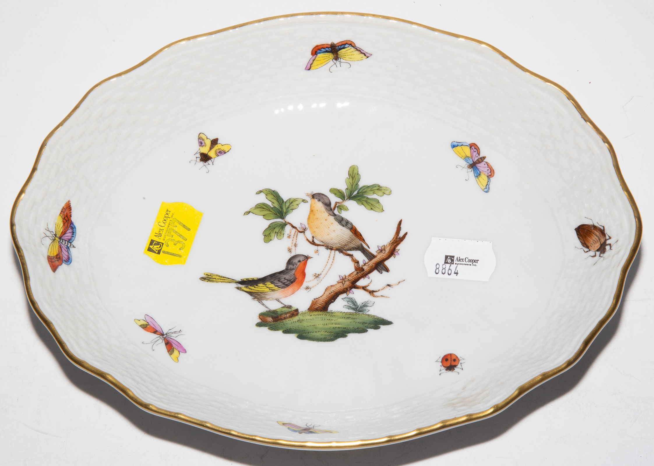 HEREND ROTHSCHILD BIRD OVAL BOWL .