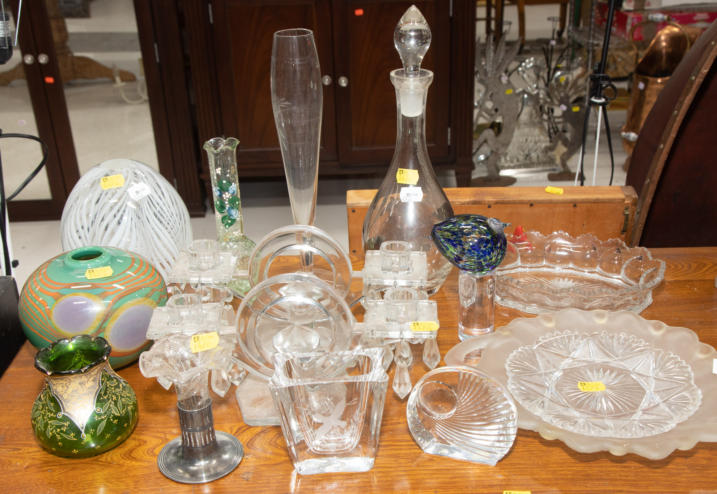 SELECTION OF GLASSWARE Includes