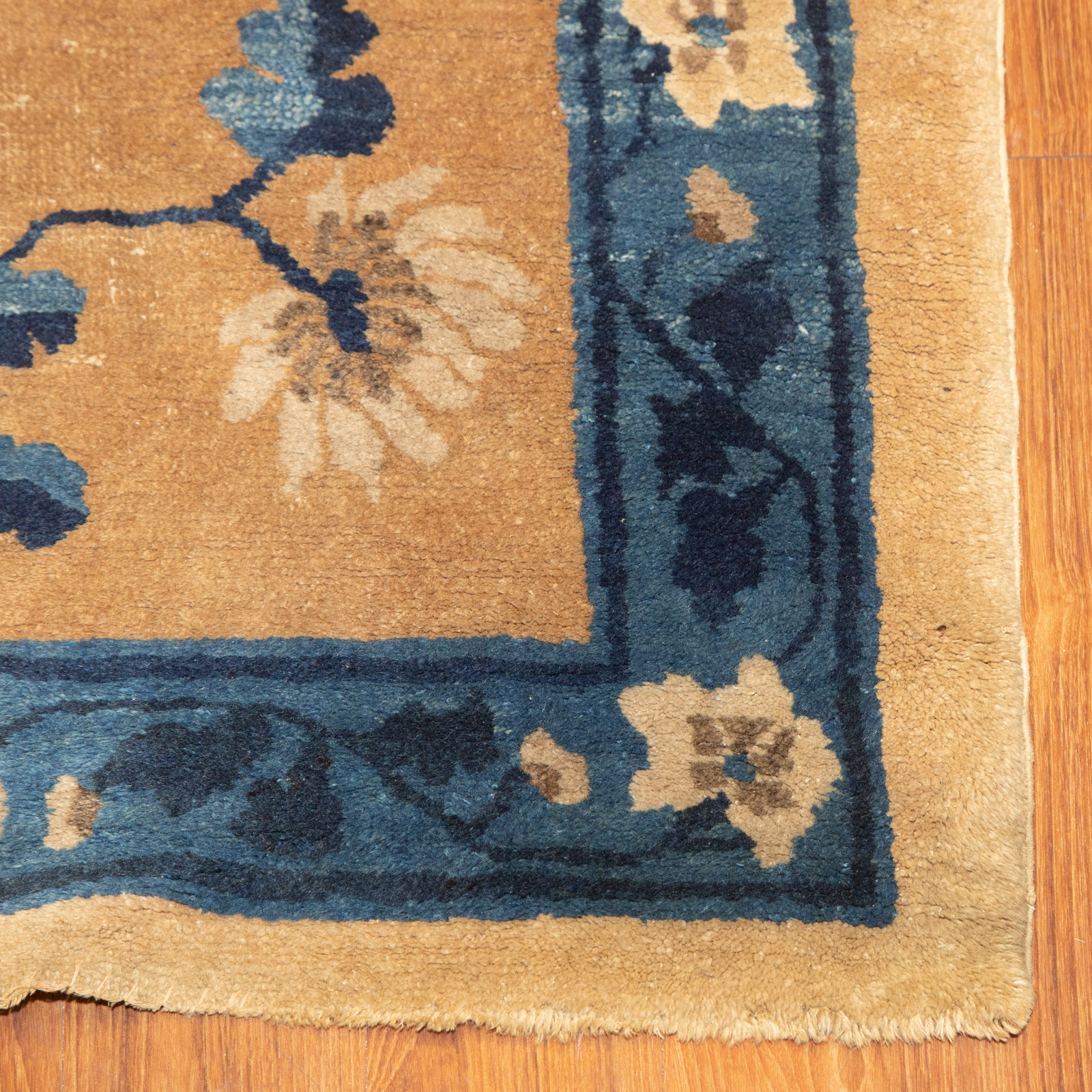 ANTIQUE NICHOLS RUNNER, CHINA,