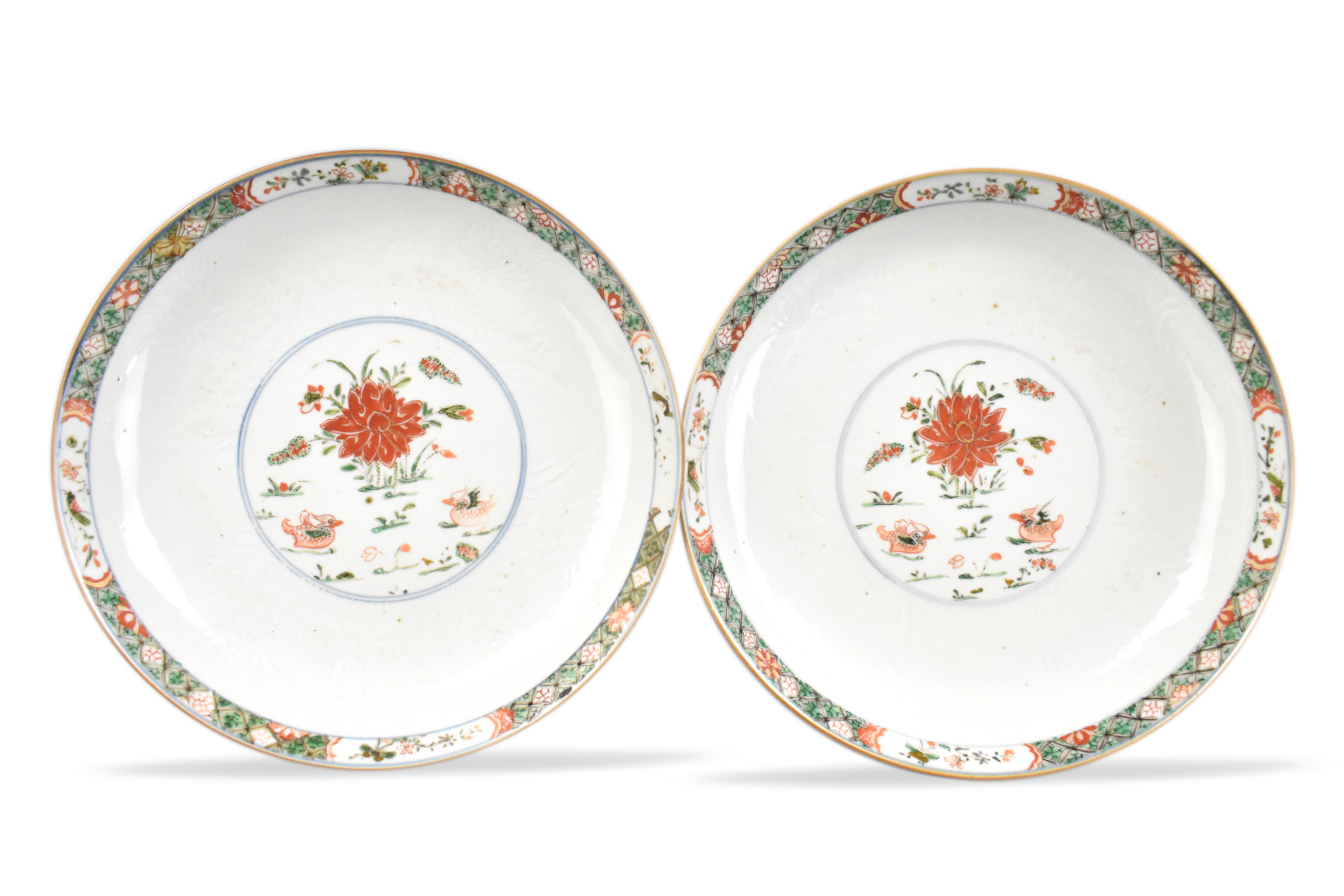 PAIR CHINESE FAMILLE VERTE PLATES