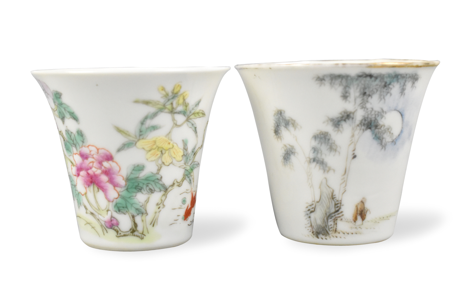 2 CHINESE FAMILLE ROSE CUPS ROC 33a346