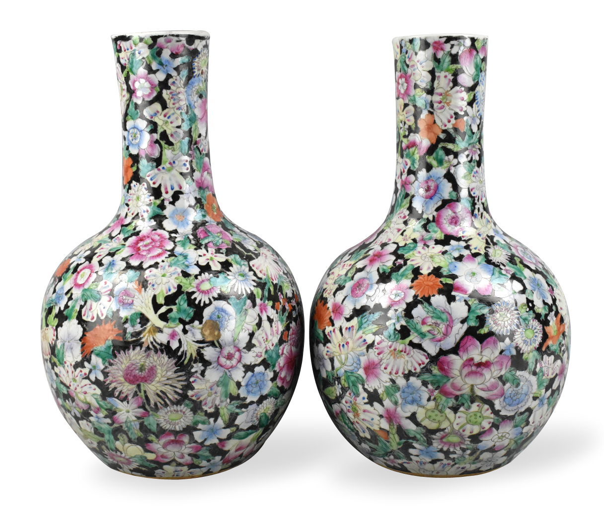 PAIR OF CHINESE MILIFLORAL GLOBULAR