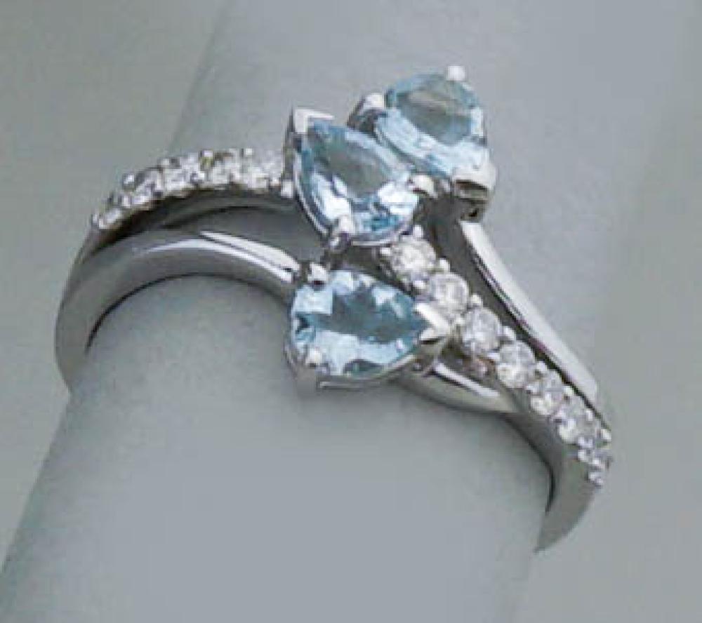 14K WHITE GOLD AQUAMARINE AND DIAMOND 33a49f