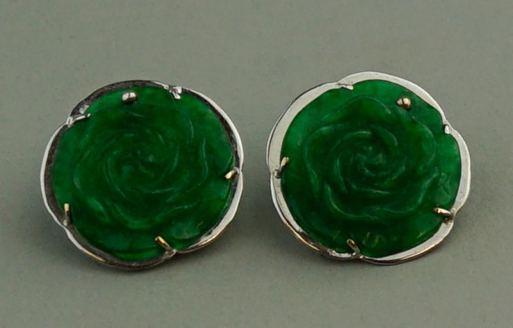18K WHITE GOLD AND CARVED JADE 33a4e0