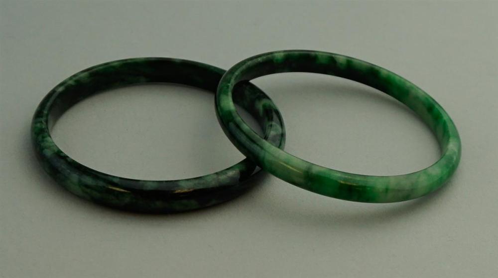 TWO DARK GREEN JADE BANGLE BRACELETSTWO 33a507