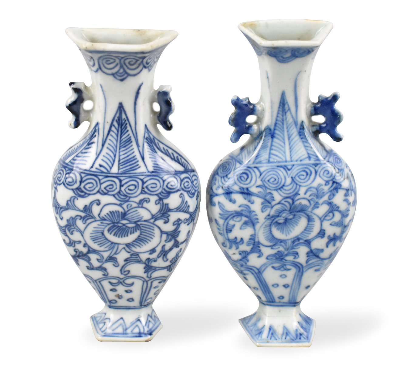 PAIR OF CHINESE BLUE WHITE WALL 33a552