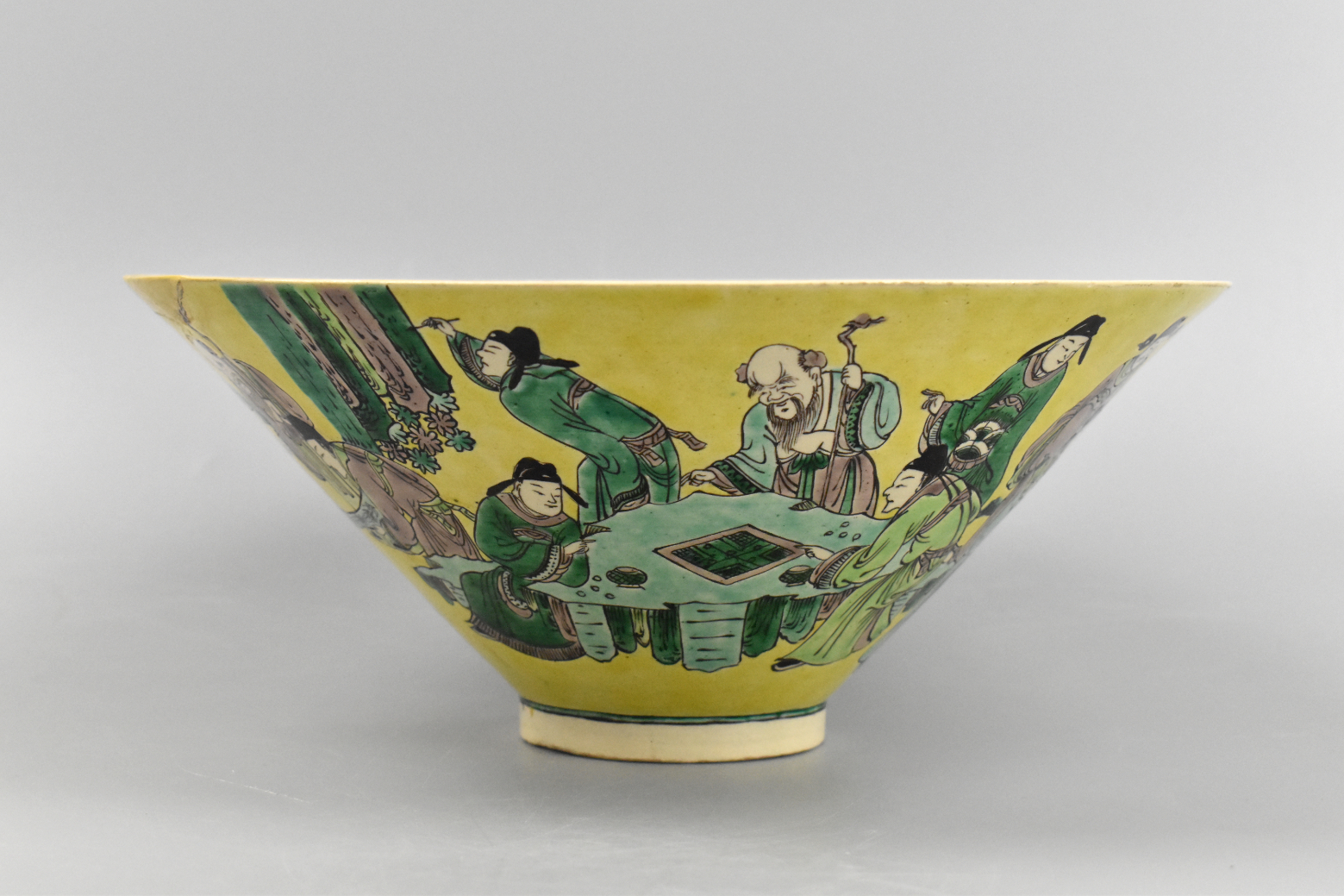 CHINESE SANCAI GLAZED BOWL W FIGURE KANGXI 33a58c