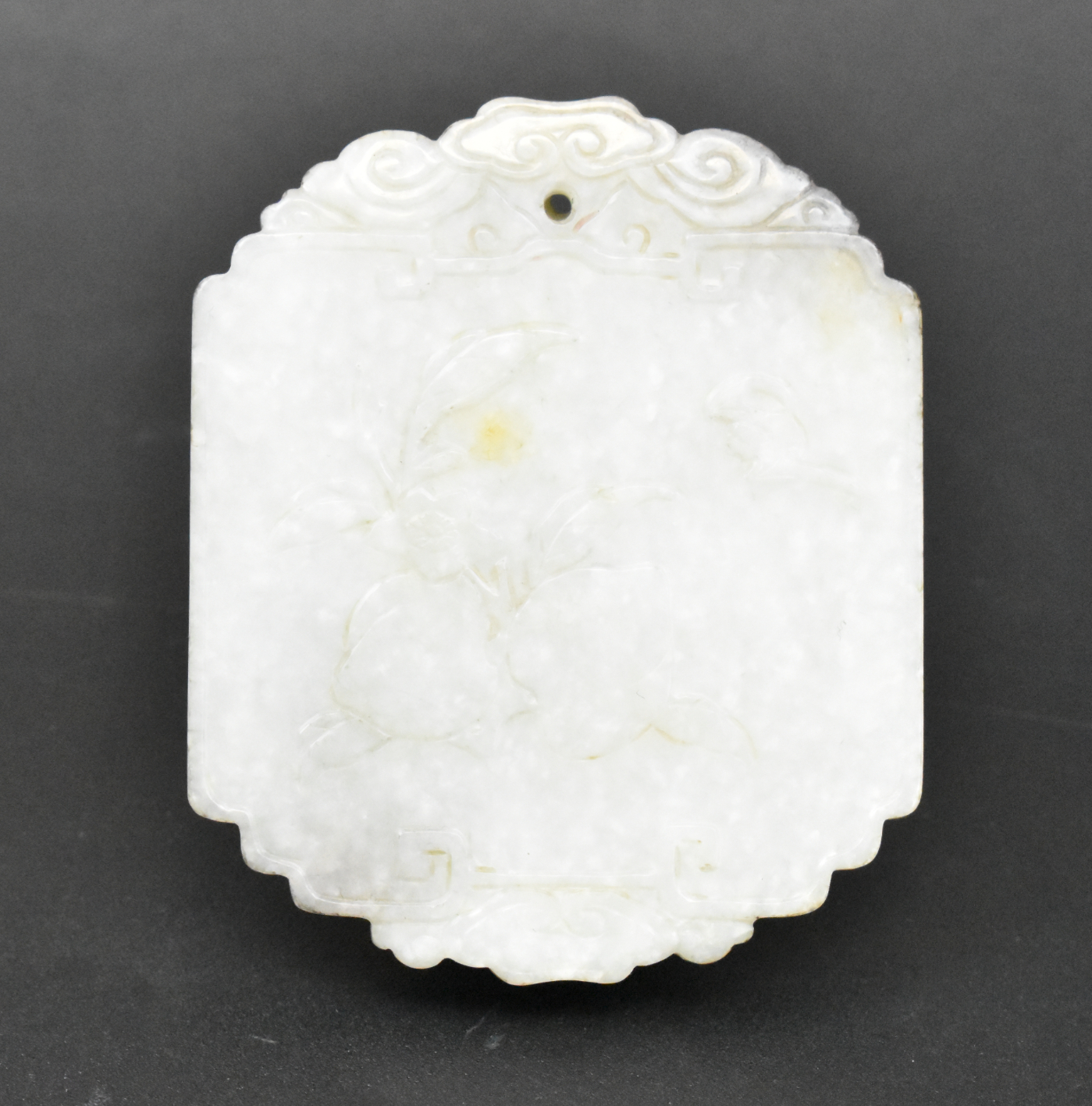 CHINESE JADE CARVED PLAQUE W PEACH  33a680