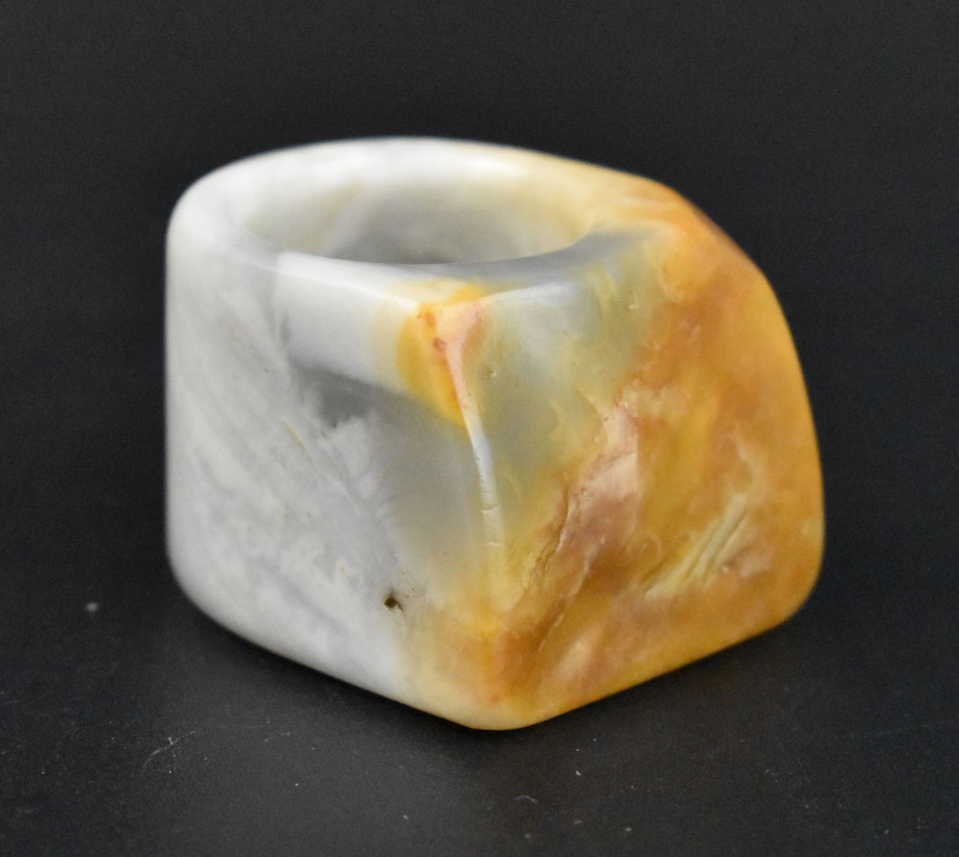 CHINESE JADE CARVED ARCHER RING 33a693
