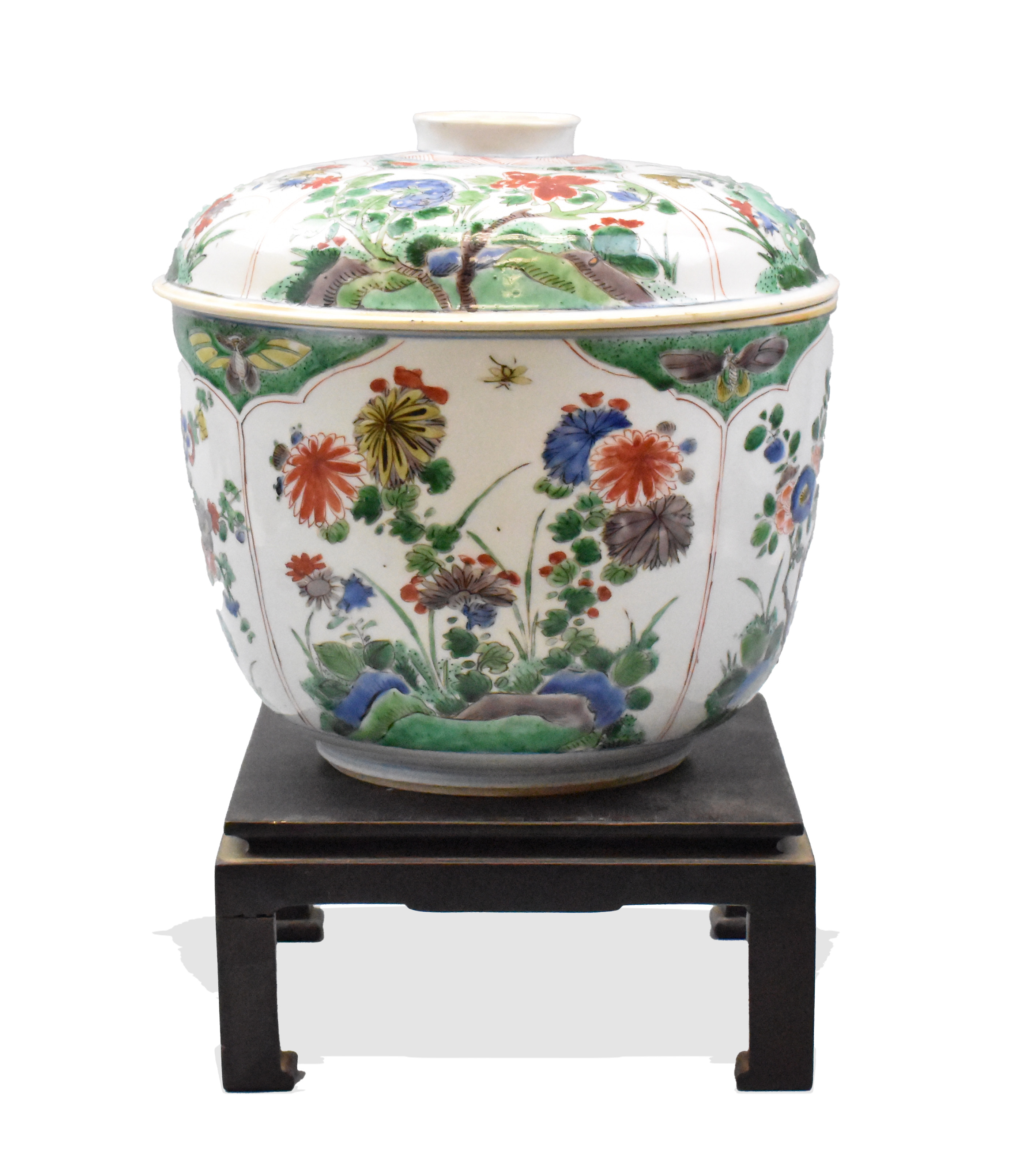 CHINESE FAMILLE VERTE COVERED JAR  33a6eb