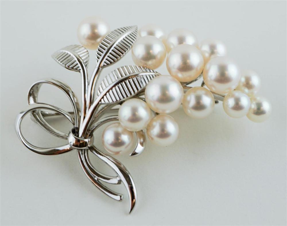 VINTAGE MIKIMOTO PEARL AND 14K 33a75f