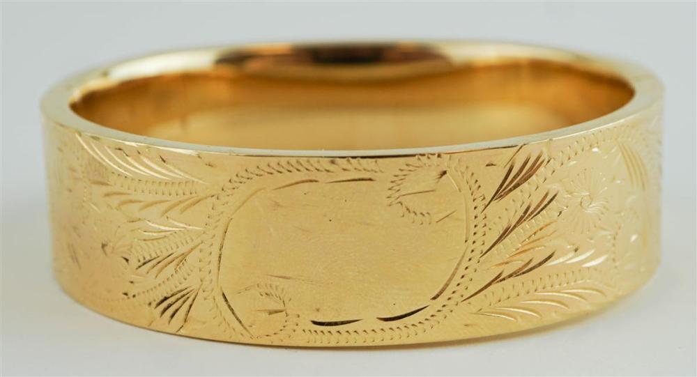 14K YELLOW GOLD ENGRAVED BANGLE 33a780