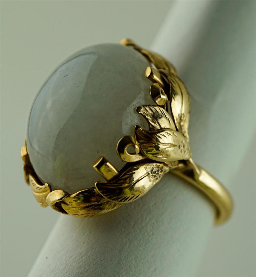14K YELLOW GOLD AND WHITE JADE 33a79c