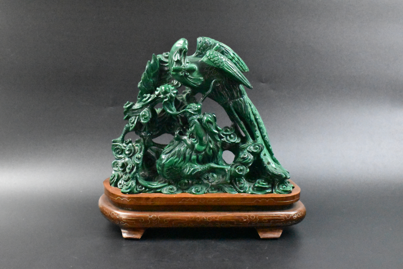 CHINESE MALACHITE CARVING OF PHOENIX 33a81d