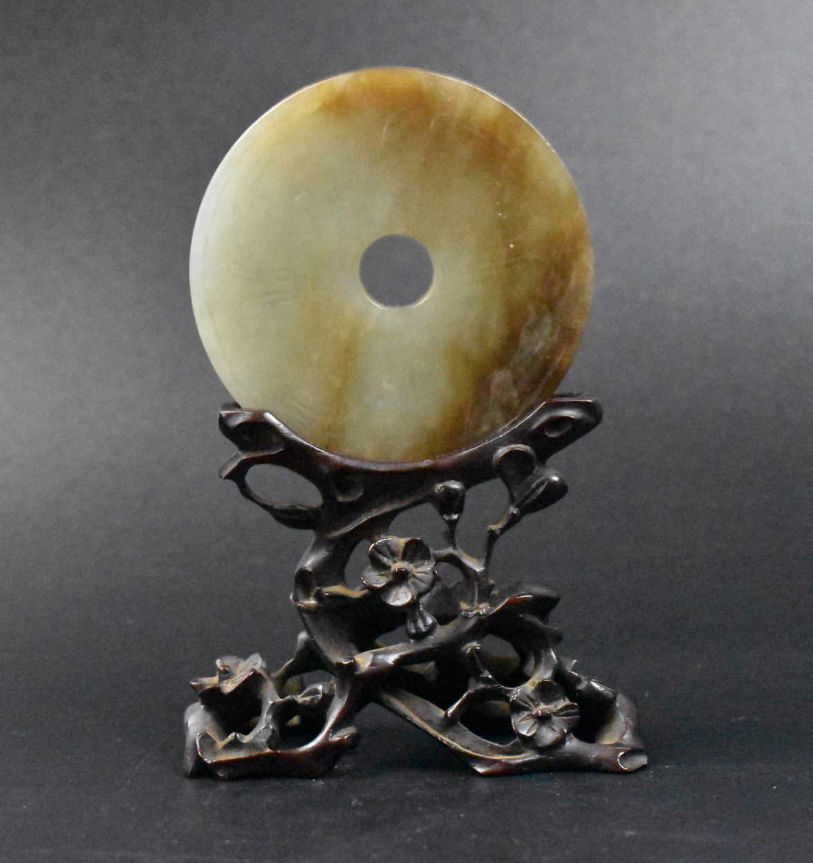 CHINESE JADE CARVED BI DISC STAND  33a8fc
