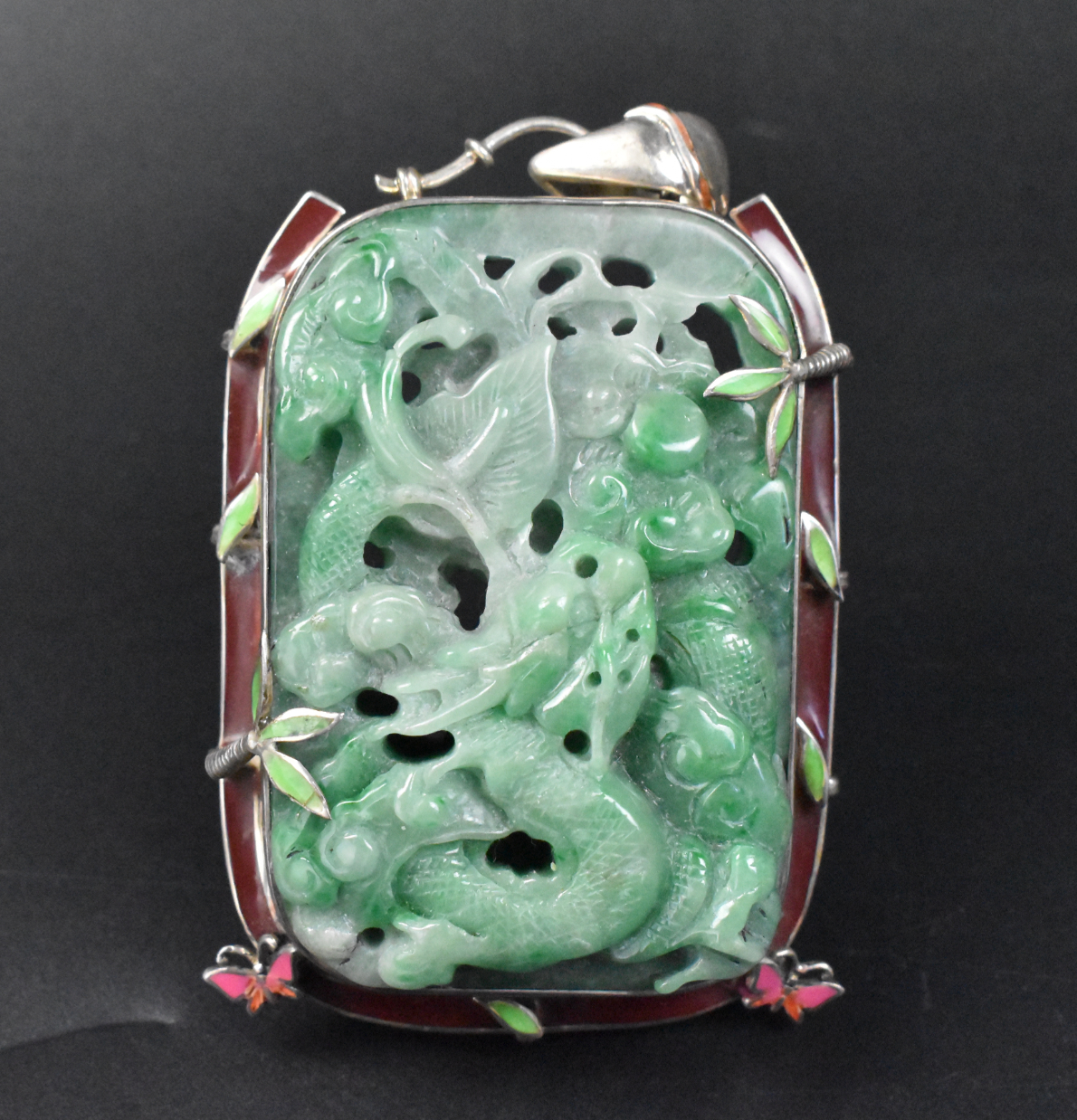 CHINESE JADEITE CARVED DRAGON PENDANT