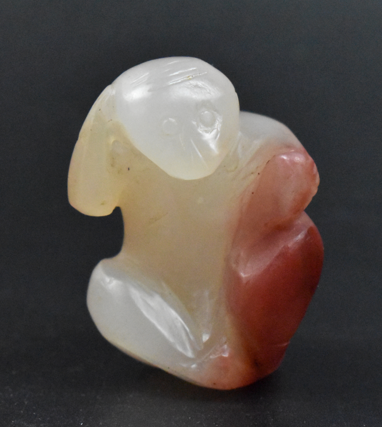 CHINESE AGATE CARVED MONKEY FIGURE,