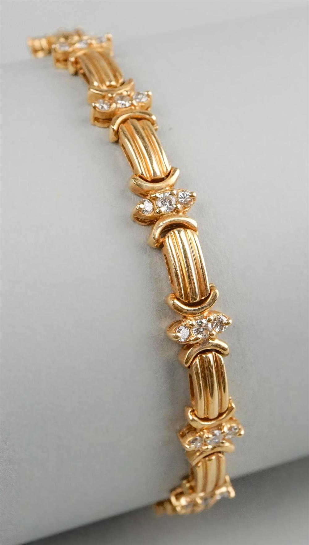 14K YELLOW GOLD AND DIAMOND BRACELET14K 33aa29