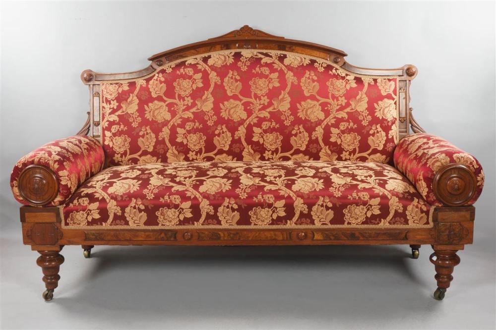 AMERICAN EASTLAKE WALNUT SETTEE  33abbc