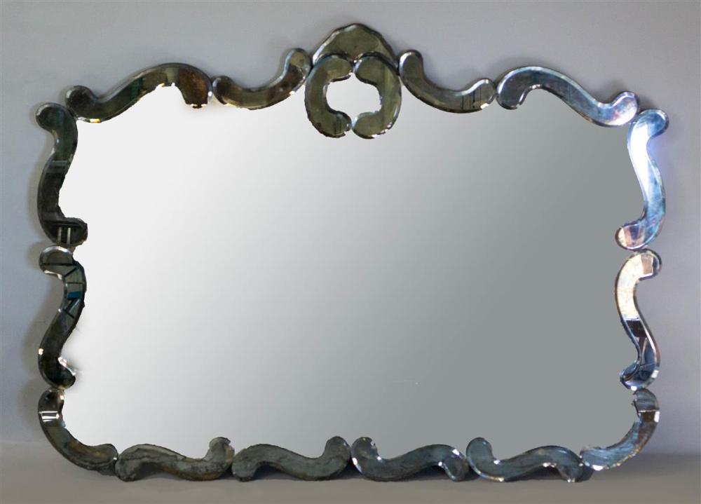 CONTEMPORARY VENETIAN STYLE OVERMANTEL 33acc6