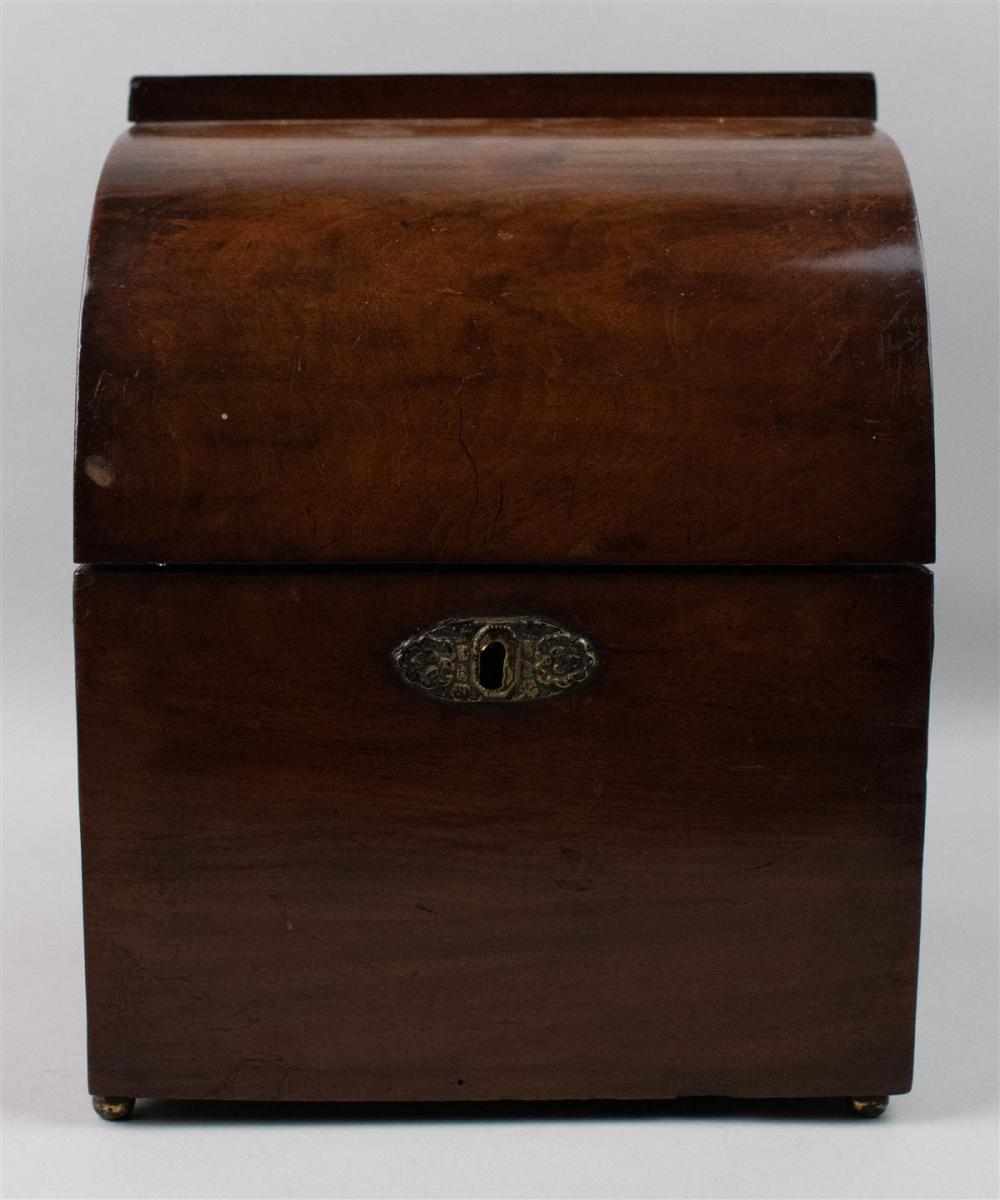 GEORGE III MAHOGANY DECANTER BOXGEORGE