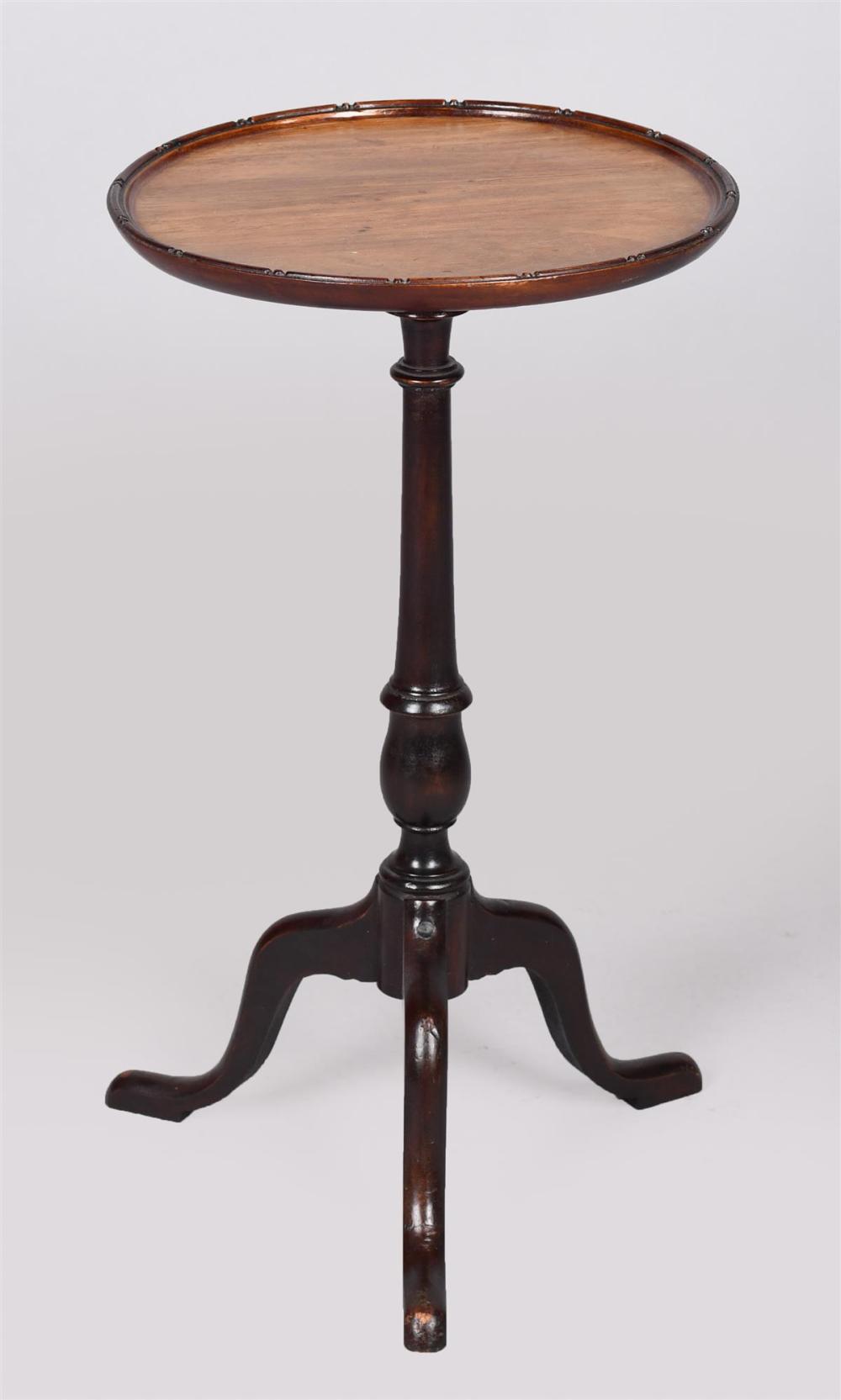 DIMINUTIVE QUEEN ANNE STYLE MAHOGANY 33ad93