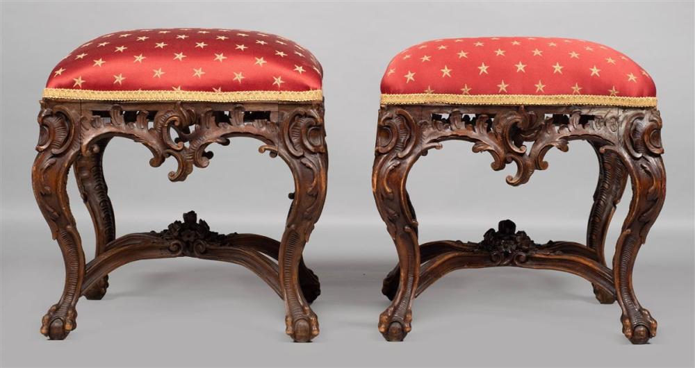 PAIR OF ROCOCO STYLE FOOTSTOOLSPAIR