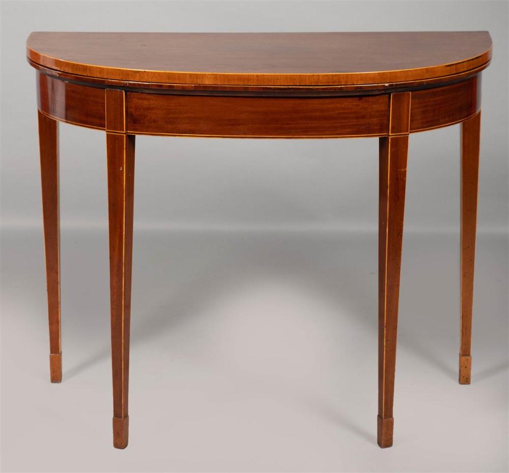 FEDERAL INLAID MAHOGANY GAMES TABLE  33adfc