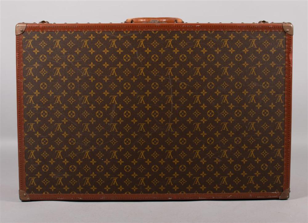 VINTAGE LOUIS VUITTON SUITCASEVINTAGE 33ae9d