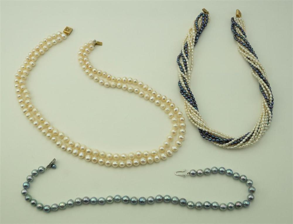 COLLECTION OF PEARL NECKLACESCOLLECTION