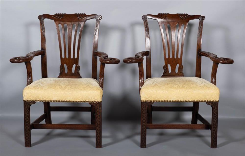 PAIR OF GEORGE III MAHOGANY ARMCHAIRS  33af55