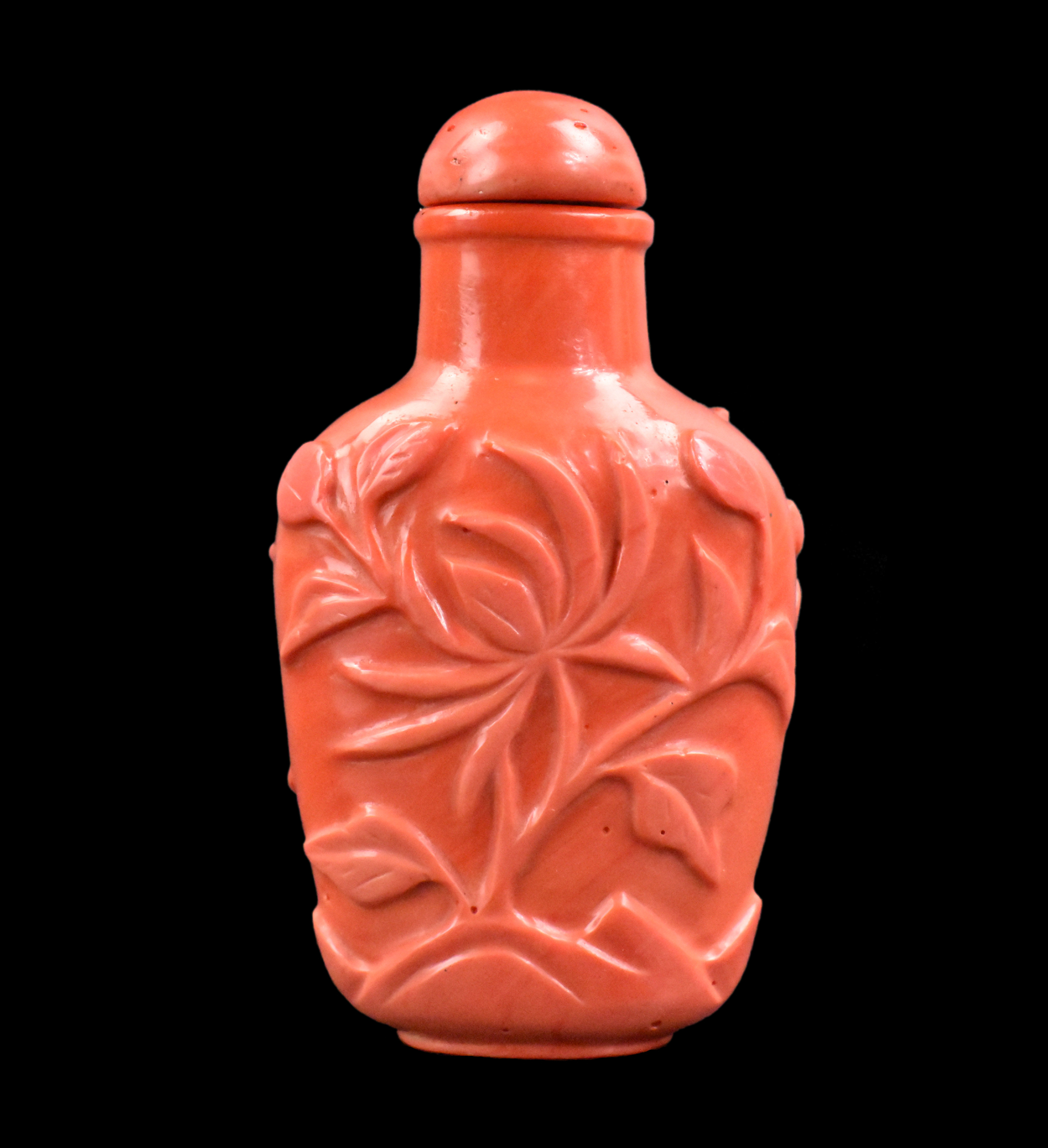 CHINESE CORAL CARVED SNUFF BOTTLE QING 33af73