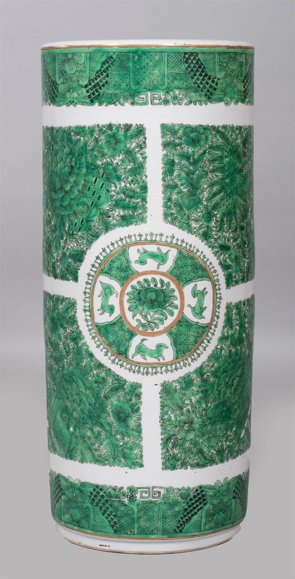 CHINESE GREEN AND POLYCHROME CERAMIC