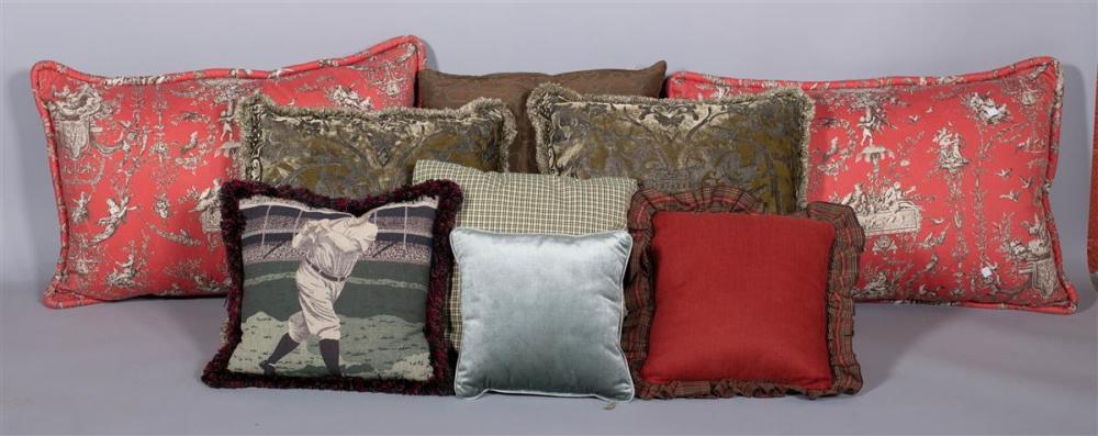 COLLECTION OF VARIOUS PILLOWS,