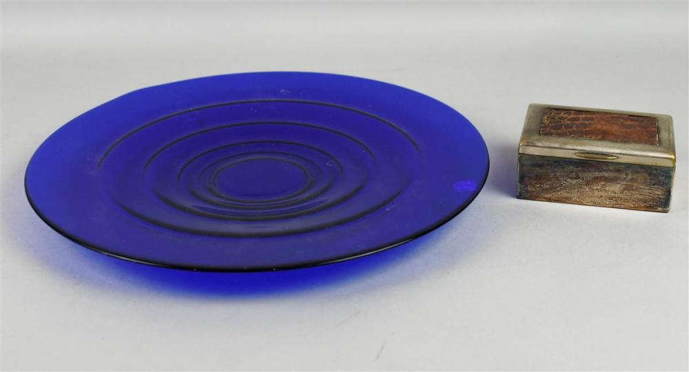 COBALT GLASS CHARGER WITH SILVERPLATED 33b23b