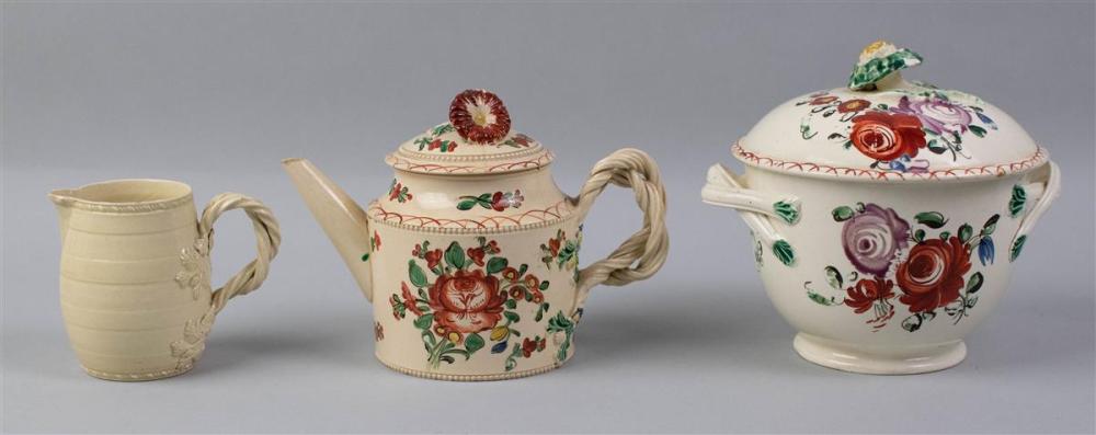 TWO ENGLISH CREAMWARE POLYCHROME DECORATED 33b324