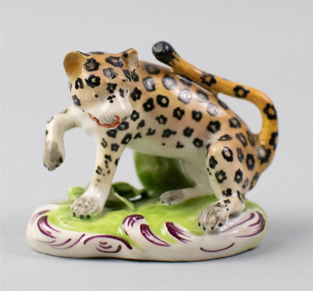 DERBY PORCELAIN MODEL OF A LEOPARDDERBY