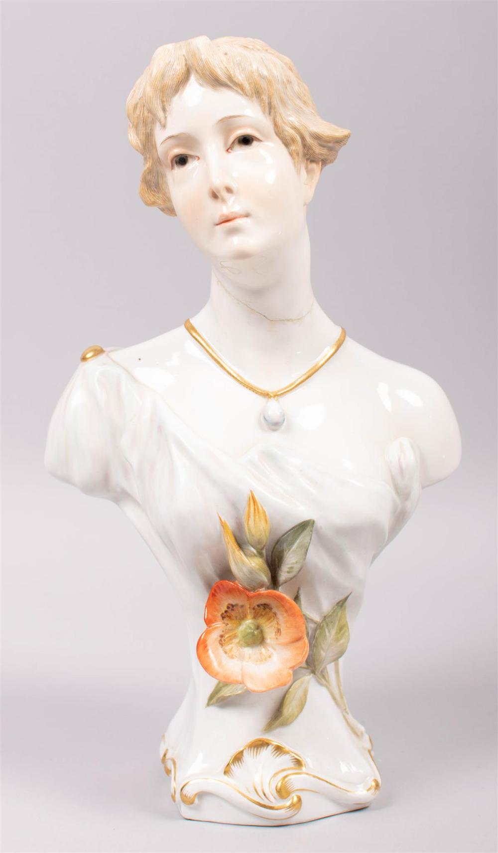 MEISSEN PORCELAIN BUST OF A MAIDENMEISSEN 33b465