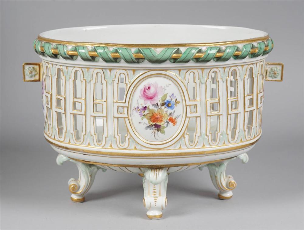 MEISSEN PORCELAIN RETICULATED OVAL FOOTED