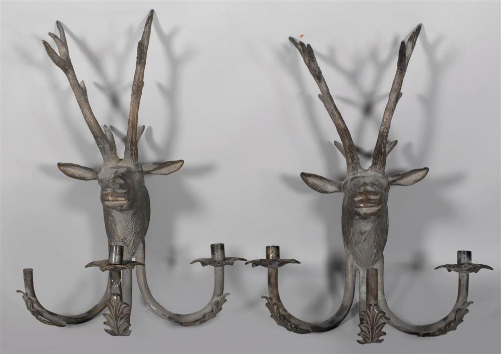 PAIR OF PATINATED BRONZE STAG HEAD 33b643