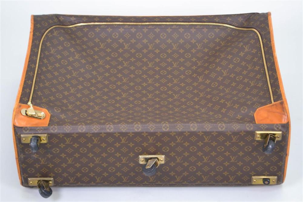 LOUIS VUITTON SOFT SUITCASELOUIS