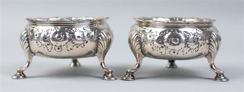 PAIR OF GEORGE II ENGLISH SILVER 33b6e3