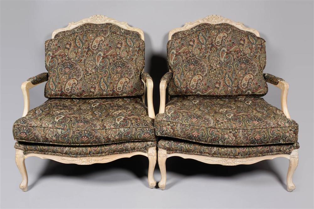 PAIR OF LOUIS XV STYLE PICKLED 33b776