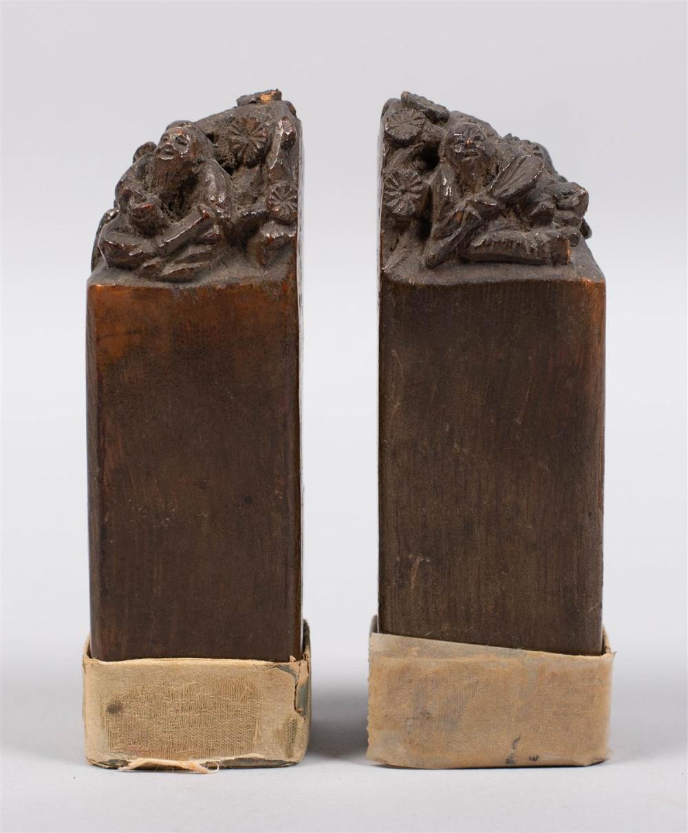 PAIR OF REPRODUCTION CHINESE SOAPSTONE 33b79e