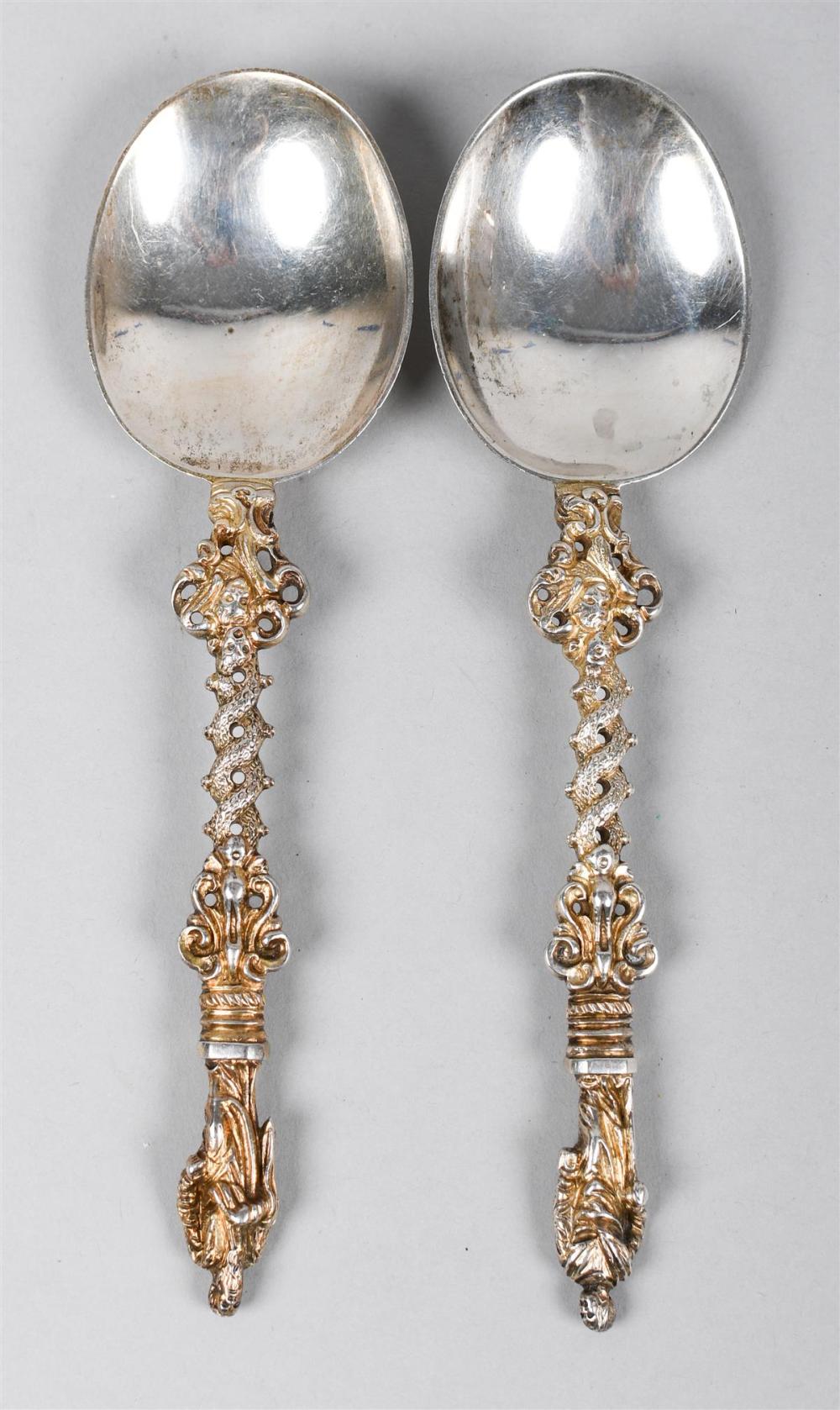 PAIR OF VICTORIAN GILT SILVER APOSTLE 33b8ac