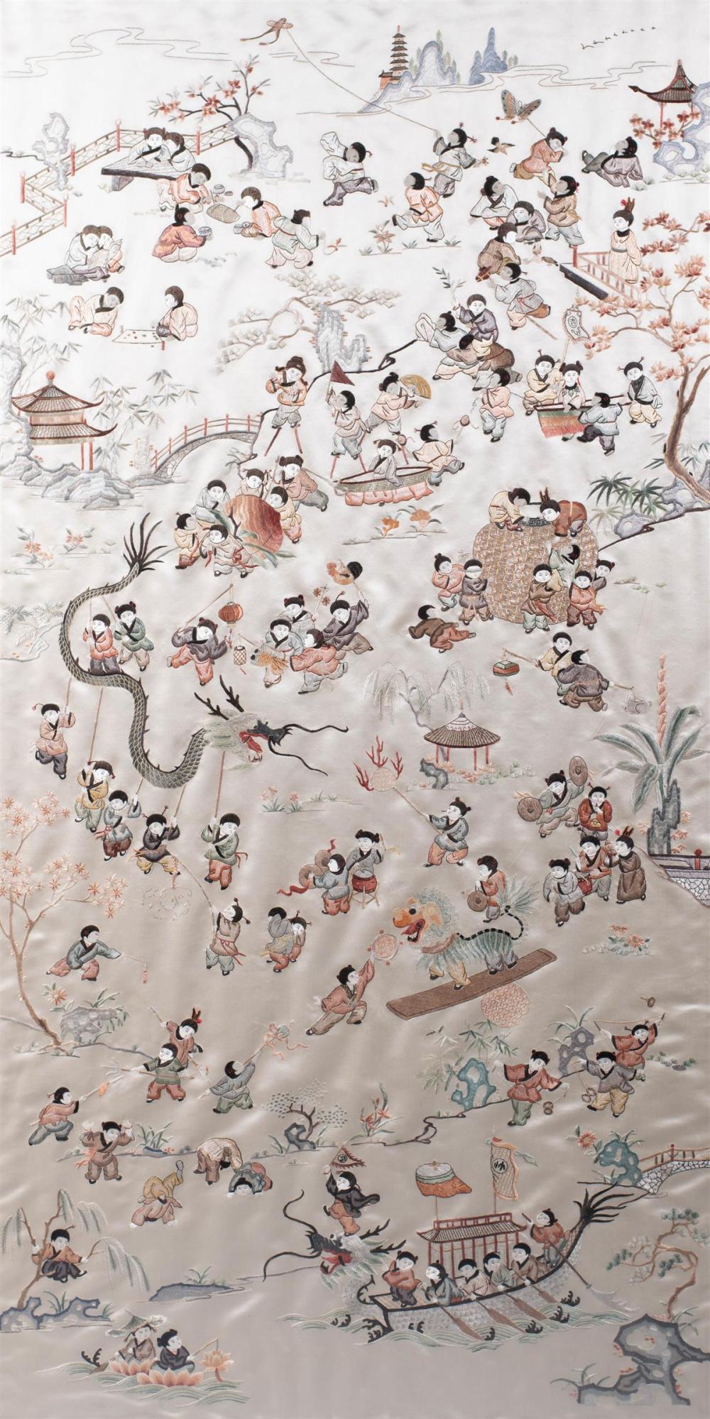 CHINESE EMBROIDERED SILK PANELCHINESE