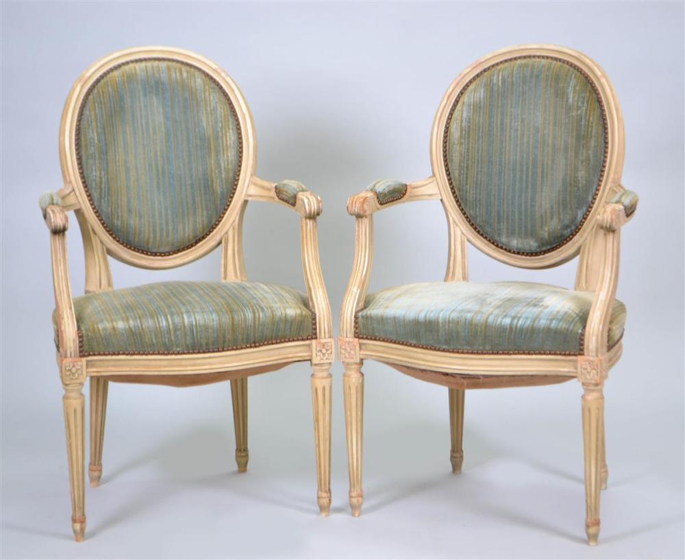 PAIR OF LOUIS XVI STYLE CREAM PAINTED