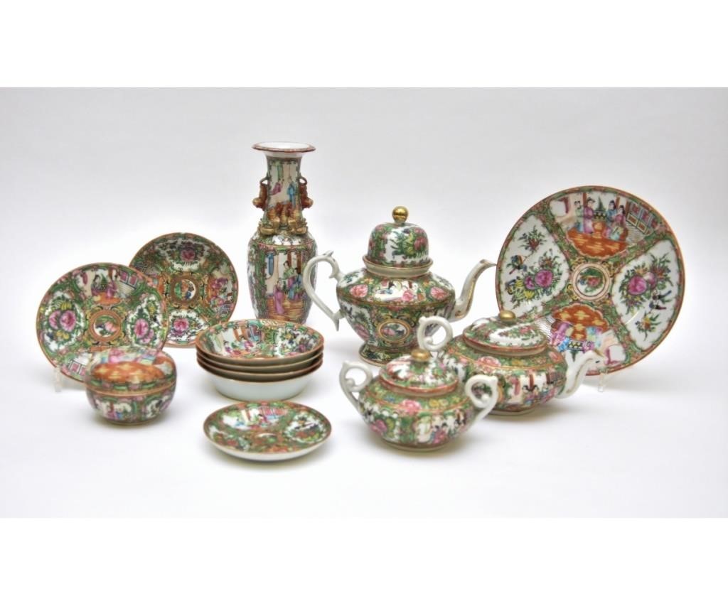 Rose Medallion tableware to include;